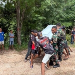 Benteng Kedaulatan Dekapan Persaudaraan, Satgas Pamtas Yonarhanud 2 Kostrad Hadir Bantu Warga Berduka di Desa Inbate