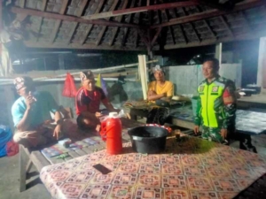 Langkah Pasti di Kegelapan, Koramil Lunyuk Pastikan Wilayah Tetap Aman